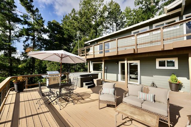 155 Rabbits Run Road, Santa Cruz, CA 95060