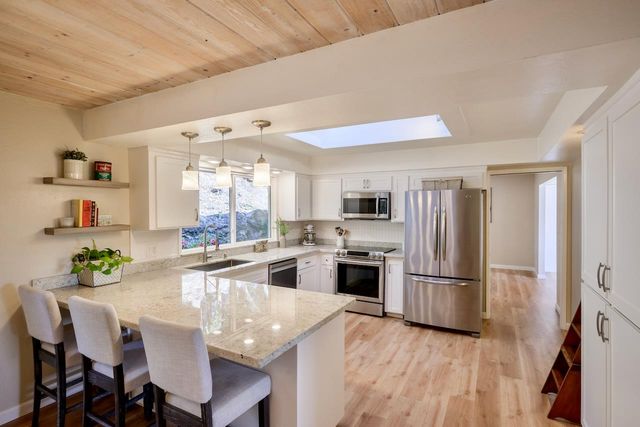 155 Rabbits Run Road, Santa Cruz, CA 95060