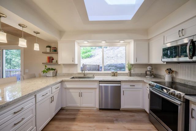 155 Rabbits Run Road, Santa Cruz, CA 95060