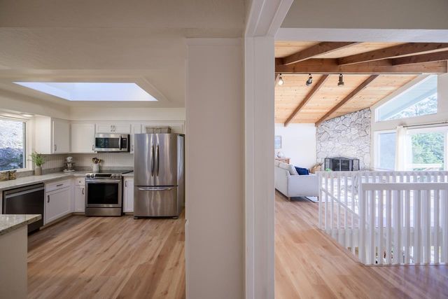 155 Rabbits Run Road, Santa Cruz, CA 95060