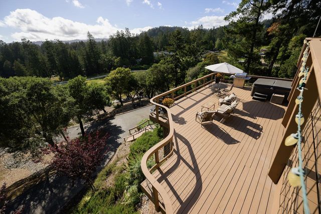 155 Rabbits Run Road, Santa Cruz, CA 95060