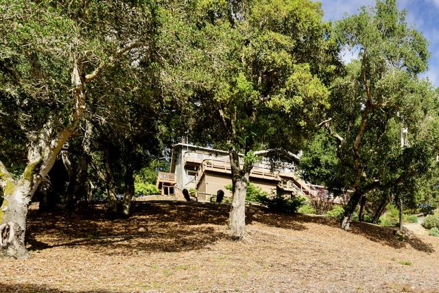 155 Rabbits Run Road, Santa Cruz, CA 95060