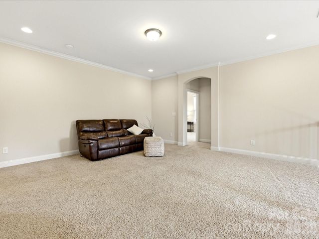 224 Kingsdown Avenue, Charlotte, NC 28270