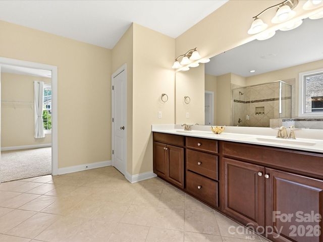 224 Kingsdown Avenue, Charlotte, NC 28270