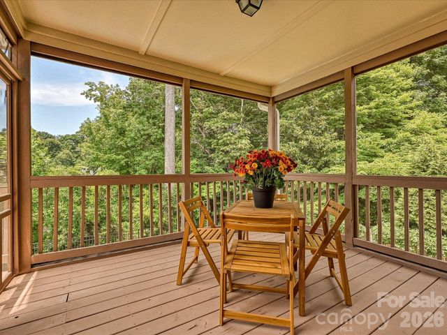 224 Kingsdown Avenue, Charlotte, NC 28270