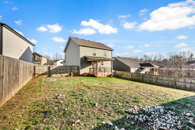 1124 Old Charlotte Trce, Clarksville, TN 37040