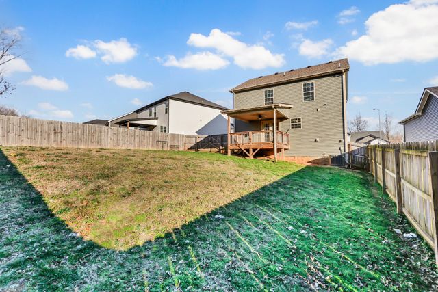 1124 Old Charlotte Trce, Clarksville, TN 37040