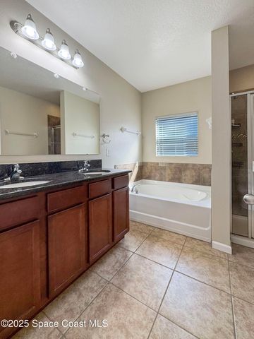 2580 Snapdragon Drive NW, Palm Bay, FL 32907