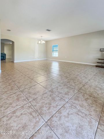 2580 Snapdragon Drive NW, Palm Bay, FL 32907