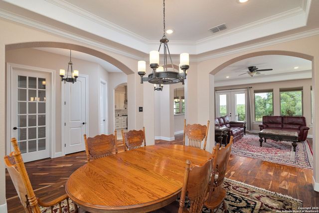 157 Paradise Hls, New Braunfels, TX 78132