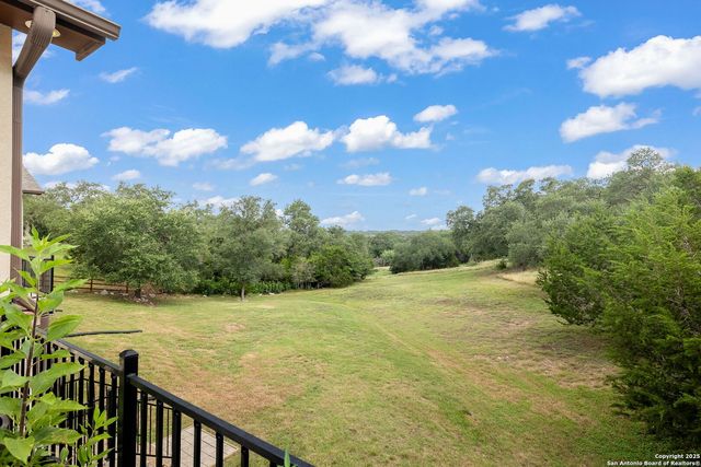 157 Paradise Hls, New Braunfels, TX 78132