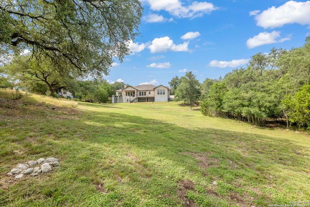 157 Paradise Hls, New Braunfels, TX 78132