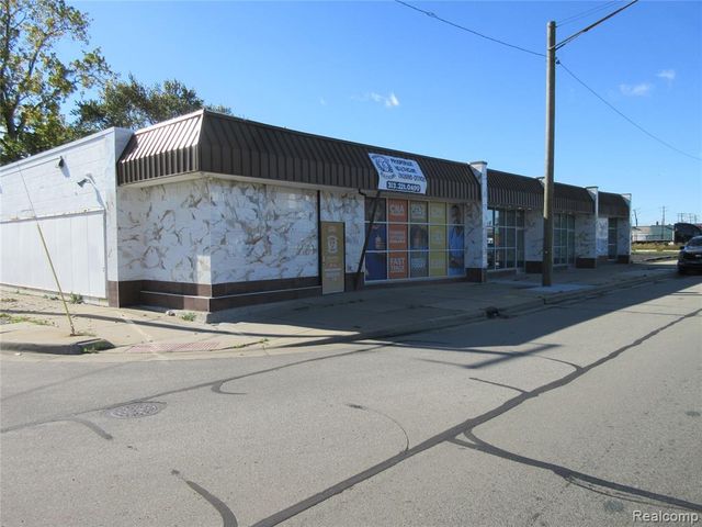 15300 E 8 Mile Road, Detroit, MI 48235