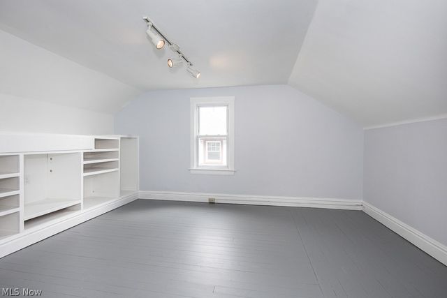 10612 Clifton Boulevard, Cleveland, OH 44102