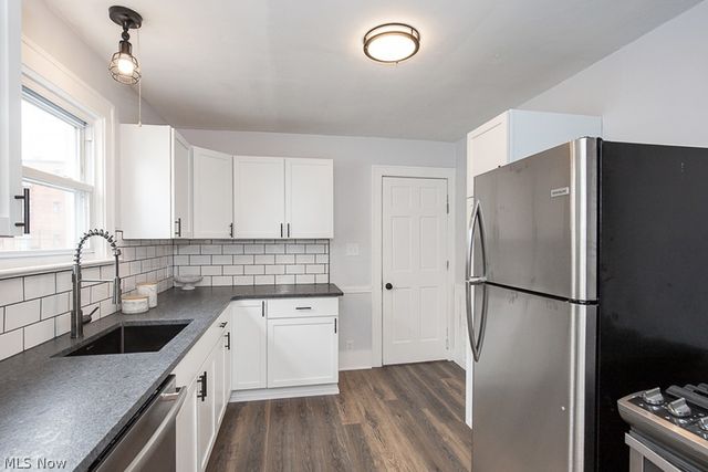 10612 Clifton Boulevard, Cleveland, OH 44102