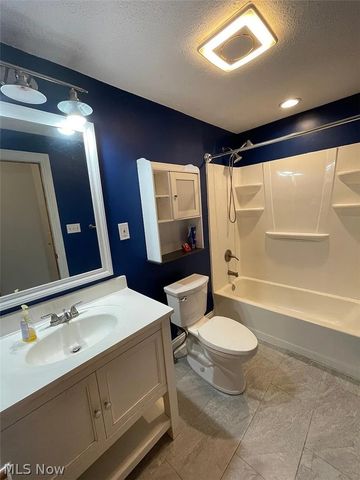 10612 Clifton Boulevard, Cleveland, OH 44102