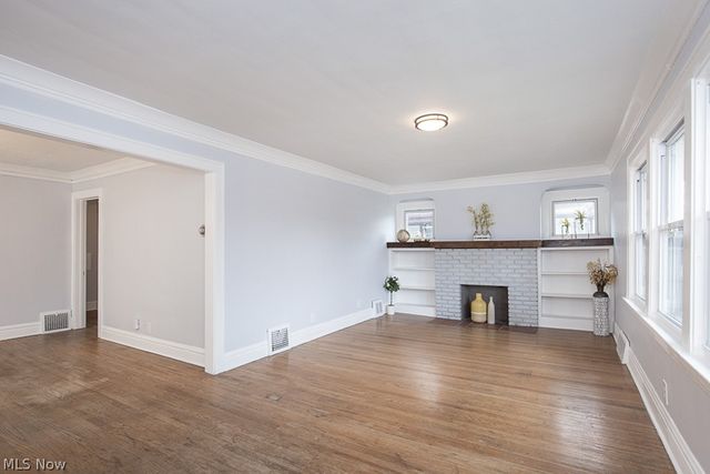 10612 Clifton Boulevard, Cleveland, OH 44102