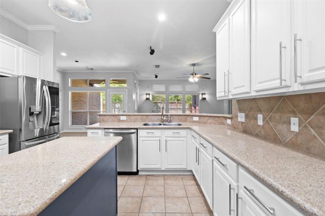 24923 Pikecrest Drive, Spring, TX 77389