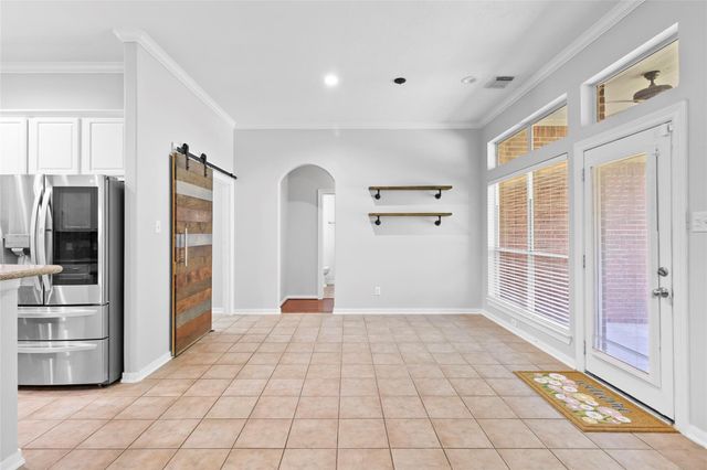 24923 Pikecrest Drive, Spring, TX 77389