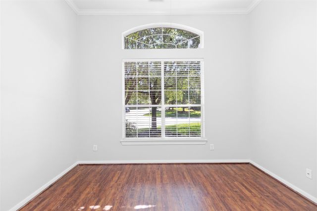 24923 Pikecrest Drive, Spring, TX 77389