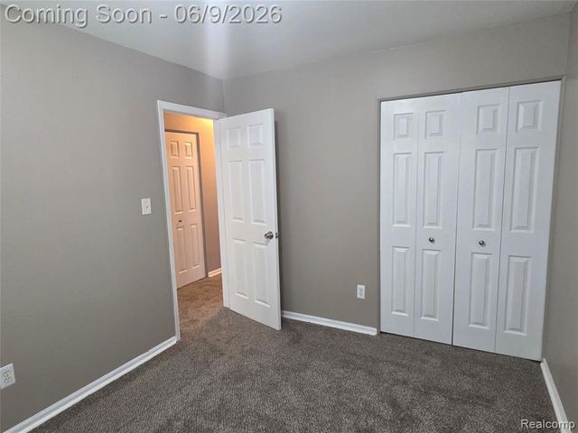 8125 Timken Avenue, Warren, MI 48089