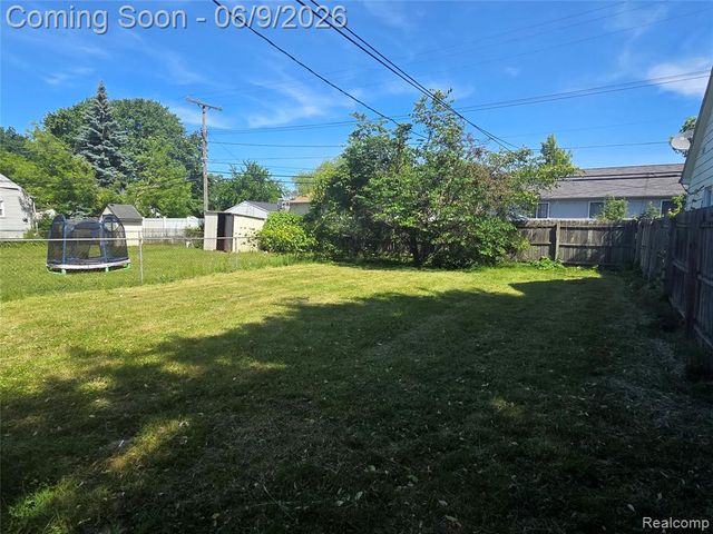 8125 Timken Avenue, Warren, MI 48089