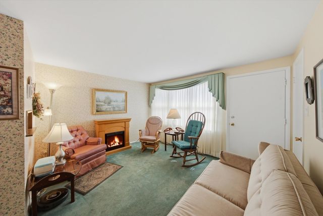 34112 N Barron Boulevard, Grayslake, IL 60030