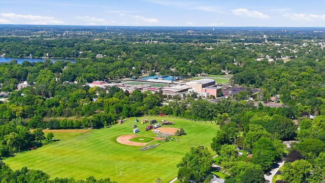 34112 N Barron Boulevard, Grayslake, IL 60030
