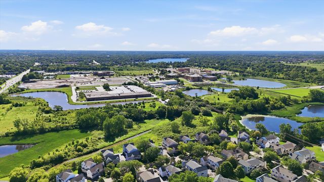 34112 N Barron Boulevard, Grayslake, IL 60030