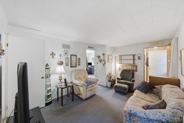 34112 N Barron Boulevard, Grayslake, IL 60030