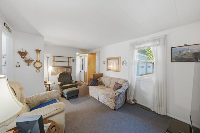 34112 N Barron Boulevard, Grayslake, IL 60030