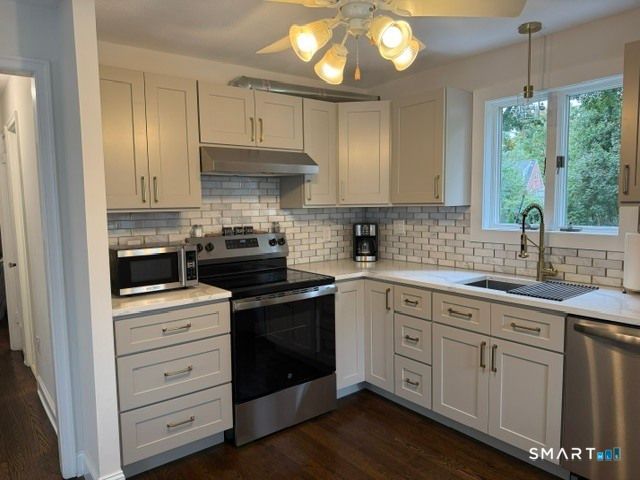 48 Washington Road, Hamden, CT 06518