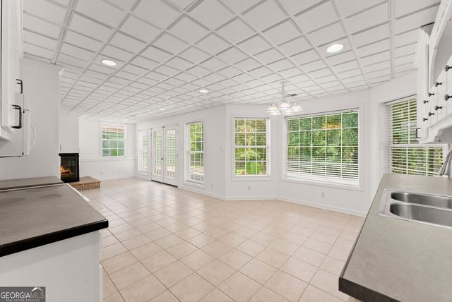 272 Indian Cove Drive, Dawsonville, GA 30534