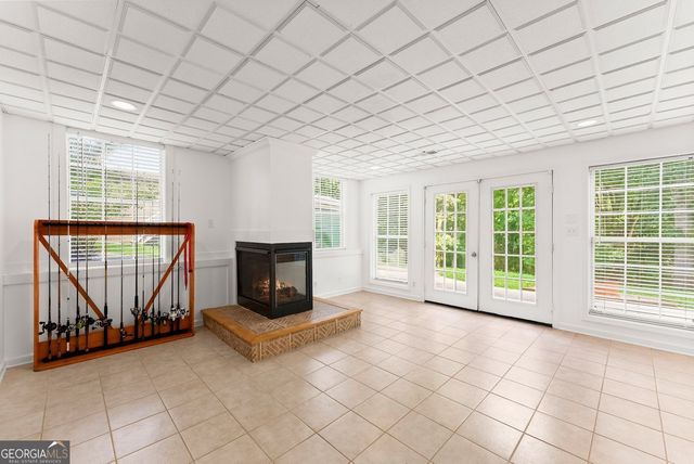 272 Indian Cove Drive, Dawsonville, GA 30534