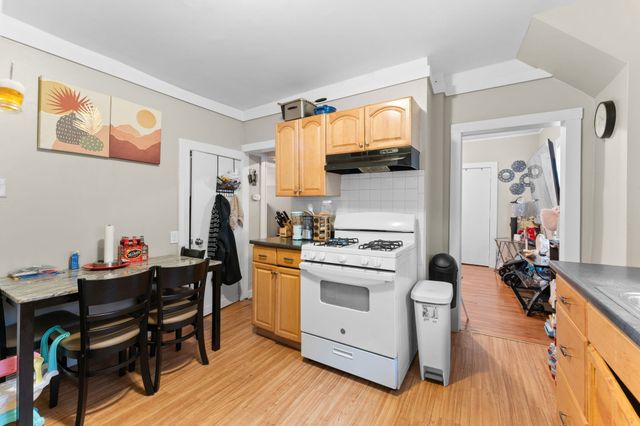 40 Hurd St, Melrose, MA 02176