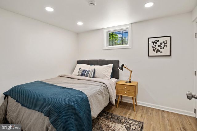 6603 GUDE AVE, Takoma Park, MD 20912