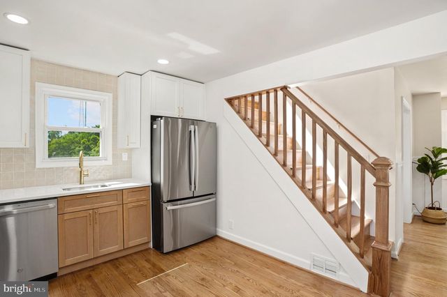 6603 GUDE AVE, Takoma Park, MD 20912