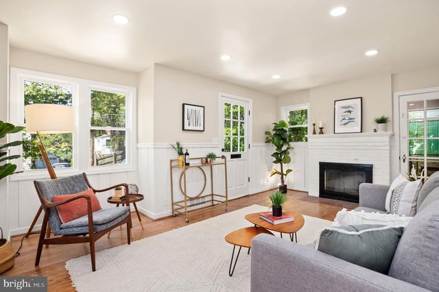 6603 GUDE AVE, Takoma Park, MD 20912