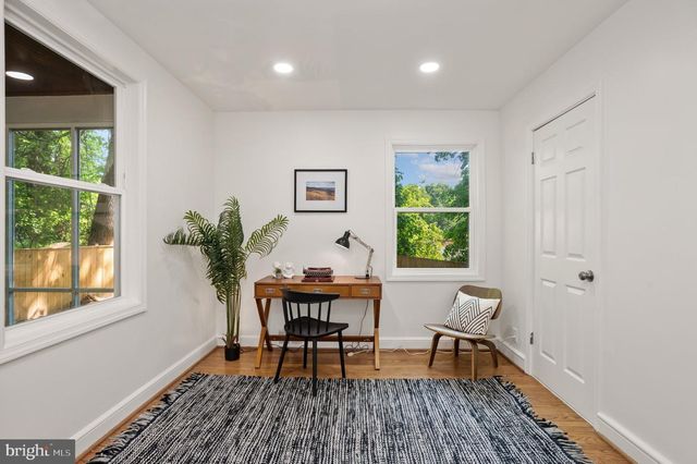 6603 GUDE AVE, Takoma Park, MD 20912