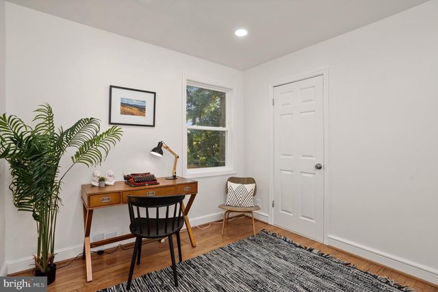 6603 GUDE AVE, Takoma Park, MD 20912