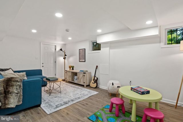 6603 GUDE AVE, Takoma Park, MD 20912