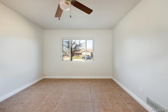 702 Scranton Court, Aurora, CO 80011