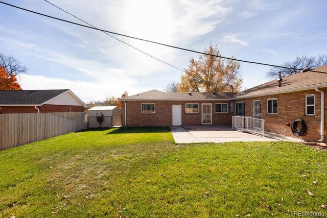 702 Scranton Court, Aurora, CO 80011