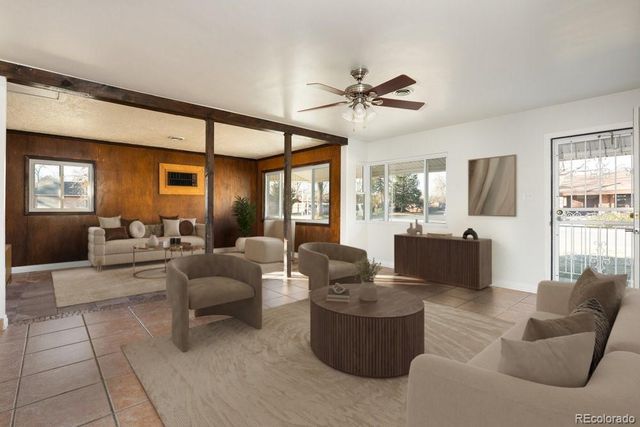 702 Scranton Court, Aurora, CO 80011