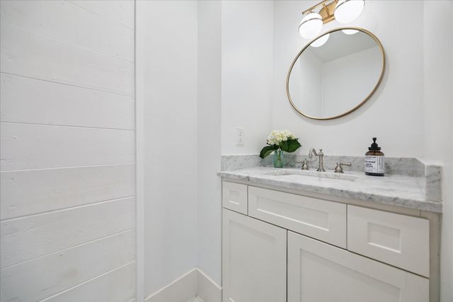 2310 Swift Boulevard, Houston, TX 77030