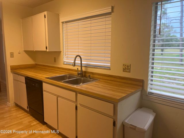 7686 St Andrews Boulevard, Weeki Wachee, FL 34613