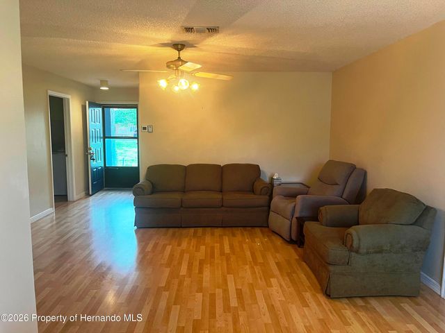 7686 St Andrews Boulevard, Weeki Wachee, FL 34613