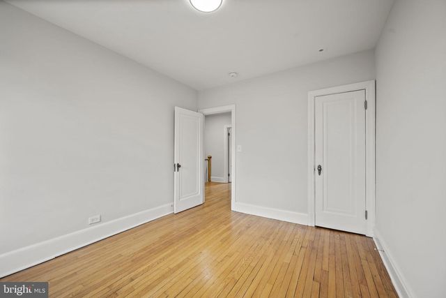 30 NUNNERY LN, Catonsville, MD 21228