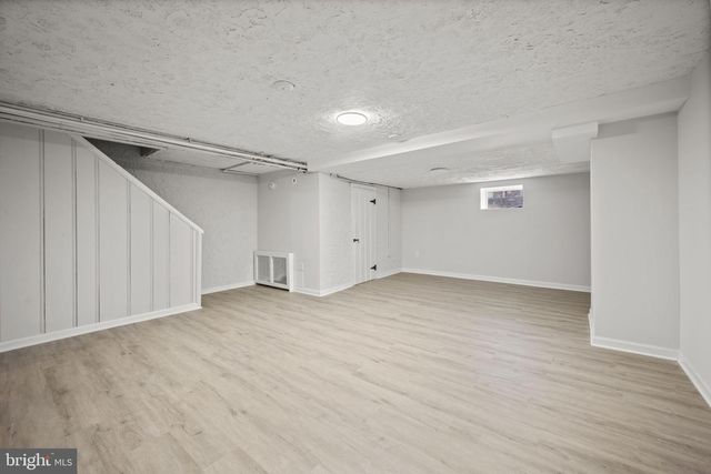 30 NUNNERY LN, Catonsville, MD 21228