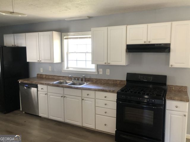 5250 Hollyhock Road, Douglasville, GA 30135